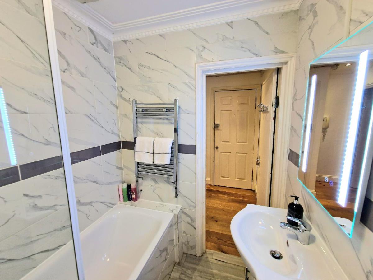 Cosy Home In Kensington - Great Location! 3 Minutes Walk To Earl'S Court Station London Exterior photo