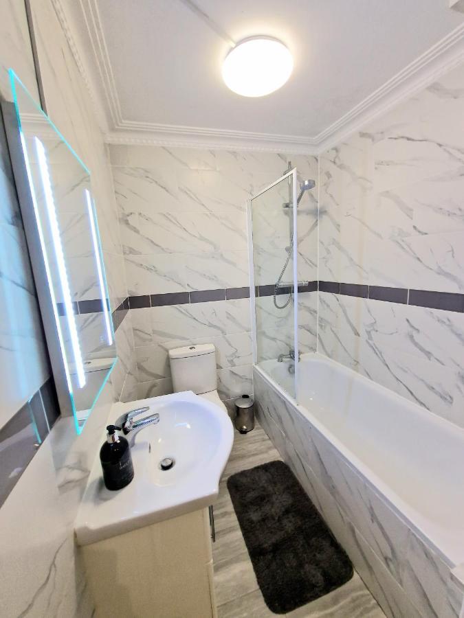 Cosy Home In Kensington - Great Location! 3 Minutes Walk To Earl'S Court Station London Exterior photo